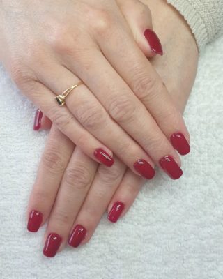 Un magnifique Rouge ❤ 🥰
Remplissage en gel 💅