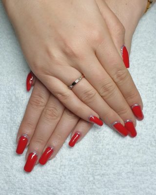 Un magnifique Rouge ❤ 🥰
Remplissage en gel 💅