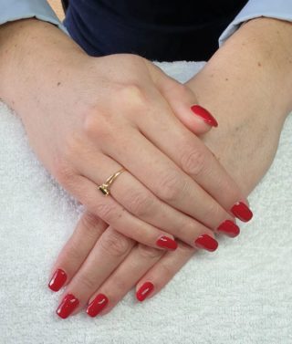 Un Magnifique Rouge ❤ 
Remplissage en gel 💅